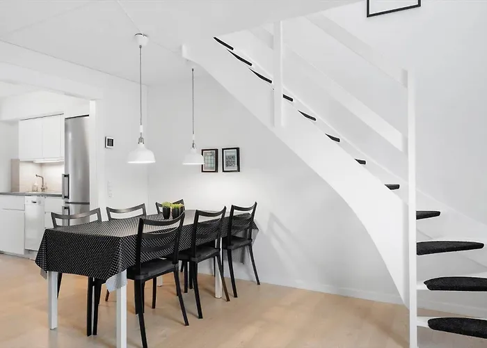 0439-romo-vestergade-127-ap-90 *